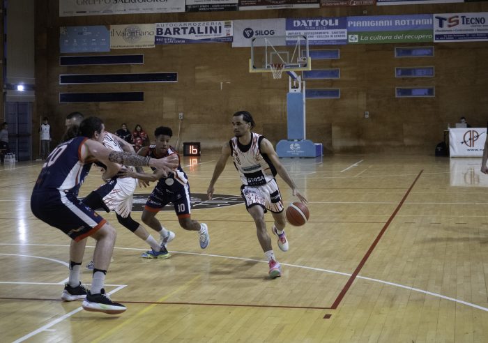Basket B Interregionale, la Virtus torna a Pavia per la decisiva gara 3