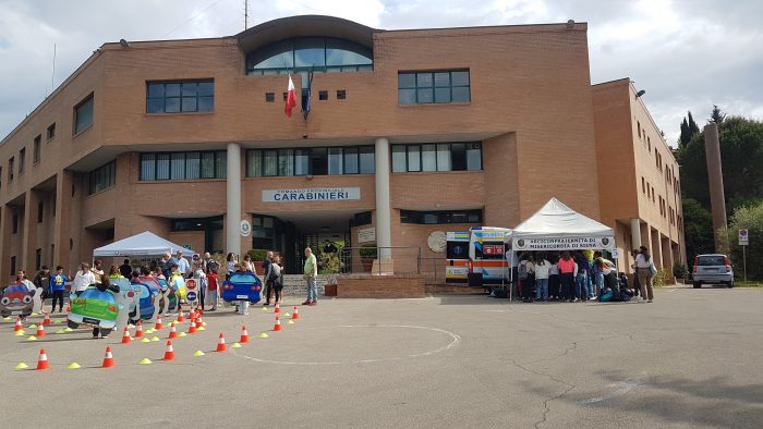 Siena: "La strada tra passione e sicurezza", 170 studenti delle elementari a lezione dai Carabinieri