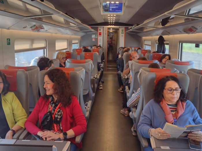Treno dei lettori, 500 i toscani in viaggio per il Salone del libro di Torino