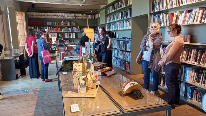 “Appunti di Viaggio”, al Santa Maria della Scala le opere-libro degli studenti del Liceo Artistico di Siena