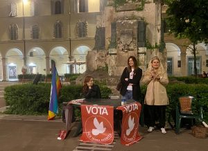 Colle, in Piazza Arnolfo si presenta "Pace Terra Dignit&agrave;"