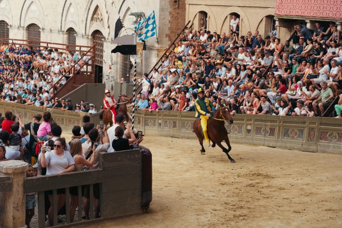 Palio di Siena 2 luglio, il Bruco ha scelto il soprannome per Mattia Chiavassa: Tambani