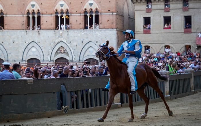 Palio di Siena 2 luglio, l'Onda vince la terza prova
