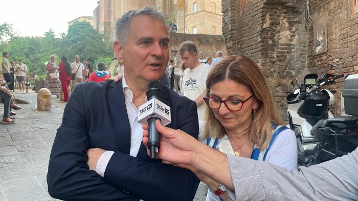 Siena, la Contrada dell'Onda prende le distanze: "Comportamenti di pochi sconsiderati"