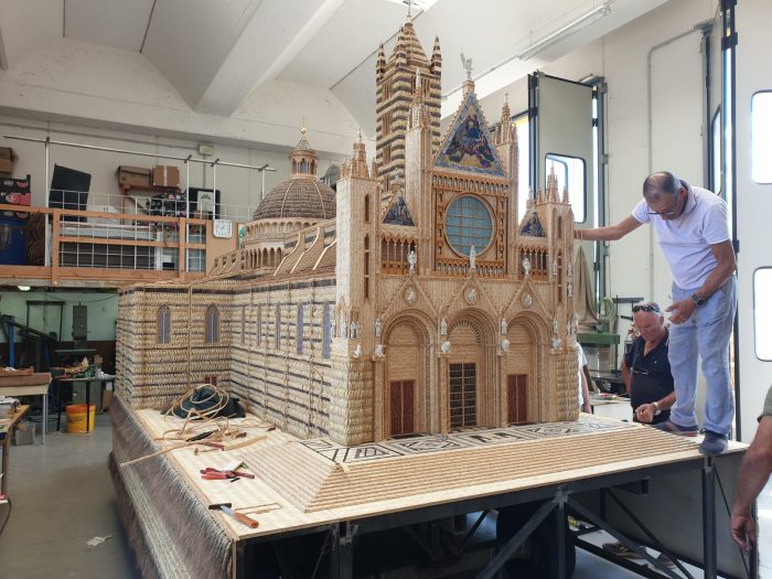 Venerd&igrave; la presentazione del "Covo 2024" che riproduce il Duomo di Siena