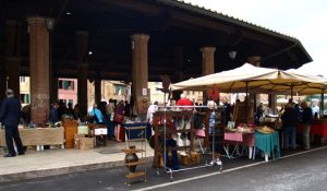 Posticipato al 25 agosto il mercato dell&rsquo;antiquariato in piazza del Mercato