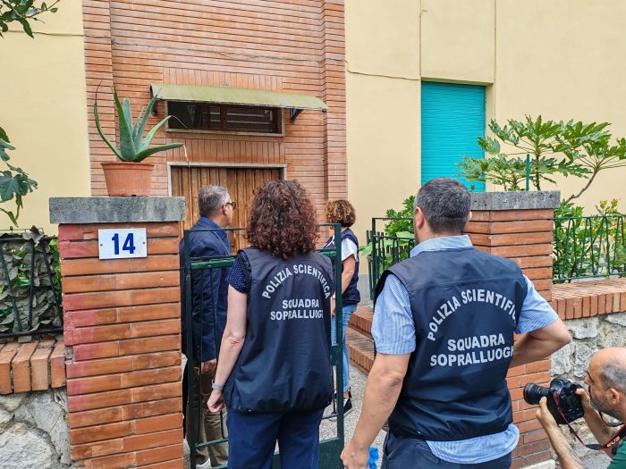 Cravos Siena: "Mancano servizi pubblici gratuiti per proteggere le donne vittime di violenza"