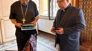 Siena e il Pakistan pi&ugrave; vicini, incontro tra il Cardinale Lojudice e monsignor Sohan