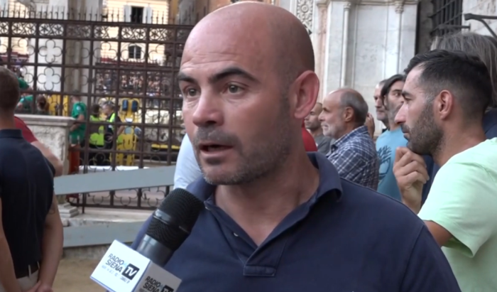 Palio di agosto 2025, cambio di monta nella Tartuca: arriva Antonio Siri detto Amsicora