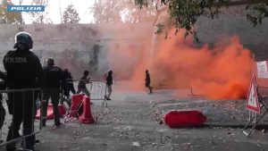 Tifosi Livorno arrestati dopo il derby col Siena, Daspo e divieto di ritorno di 4 anni