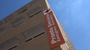 Bimba morta dopo ricovero all'ospedale di Siena, le Scotte: "Aveva ingerito una pila. Seguiti tutti i protocolli"