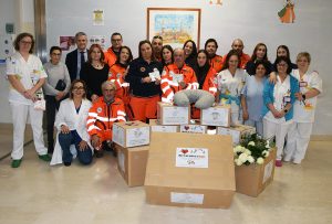 Ospedale le Scotte, Pubblica Assistenza Valdarbia dona 1000 cappellini e 25 cuscini per i neonati della Diagnosi prenatale e Ostetricia