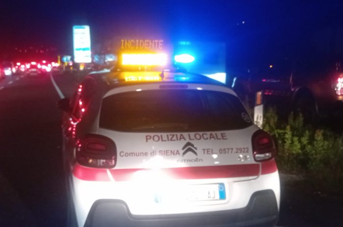 Incidenti Stradali a Siena: aumentano i sinistri nelle ore di punta per "distrazione e scarso rispetto delle regole"