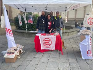Anche a Siena arriva il panettone solidale di Emergency