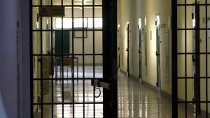 Niente estradizione in Grecia per un 27enne arrestato a Siena: la Corte d&rsquo;Appello di Firenze blocca il procedimento per condizioni carceri