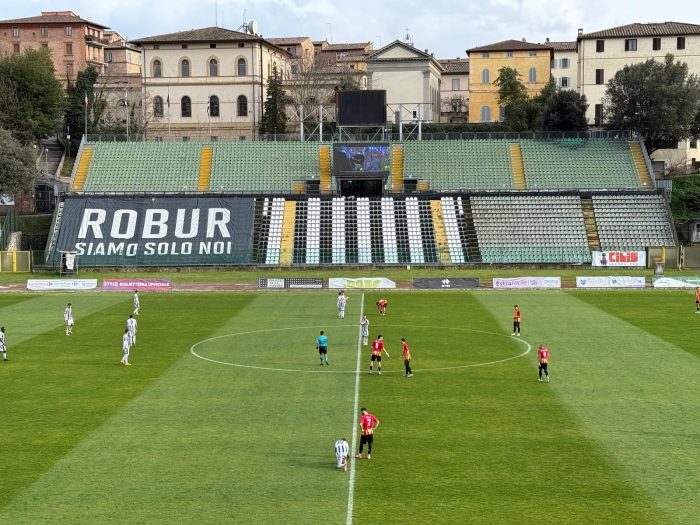 Derby senza emozioni al Franchi, Siena-Poggibonsi finisce 0-0