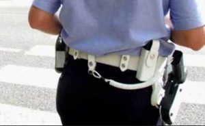 Armi alla polizia municipale, Tucci: "Nessuna valutazione psicologica". Masi risponde: "Sia messa nelle condizioni migliori per riceverle"