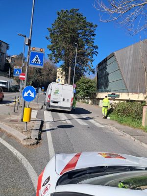Siena, lavori urgenti in viale Sclavo: strada chiusa in direzione nord
