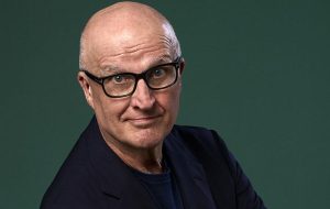 Monteriggioni: Paolo Hendel, il maestro della satira italiana, incontra il pubblico