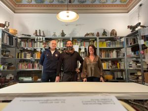 Palio, consegnata la seta per il Drappellone di agosto a Francesco De Grandi