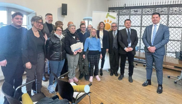 Siena, quasi 30 mila euro per i giovani volontari del Terzo settore