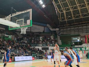 Amaro ko della Mens Sana: Serravalle corsara al PalaEstra