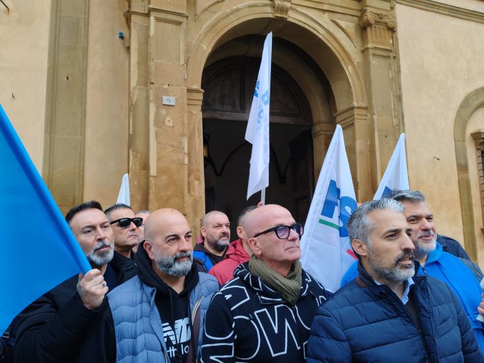 Protesta Polizia di Siena, il Prefetto rassicura gli agenti. Lavori urgenti e richiesta per ulteriore personale