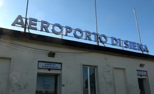 Aeroporto di Ampugnano: AVS Siena dice NO al progetto e porta il caso in Parlamento