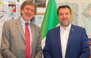 Salvini contro il Nobile di Montepulciano: “I toscani hanno rotto le palle”, la battuta fuori luogo che agita il web