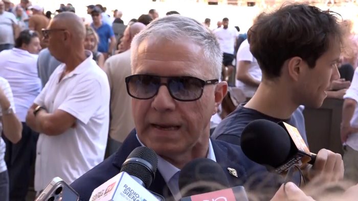 Palio 2 luglio 2025, mossiere Bircolotti: "Il rispetto porta rispetto. Io lo porto ai fantini e lo voglio da loro"