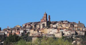 Turismo a Sinalunga, segno positivo di arrivi e presenze nel 2025