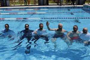 Buonconvento, inaugurata la nuova piscina con un "tuffo" dei Sindaci e di Giani