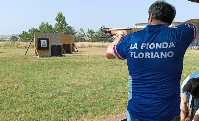 Al campo di tiro di Monteaperti la quarta gara del Campionato Italiano Balestra Antica Manesca
