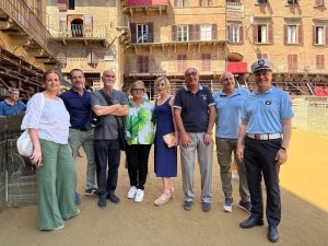 Palio di Siena, controlli della commissione vigilanza in Piazza del Campo