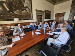 Palio di Siena 2 luglio: 98 i cavalli ammessi alle prove regolamentate, solo 5 direttamente alla Tratta