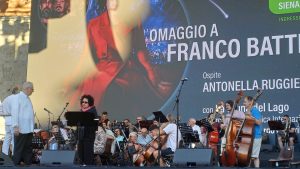 Siena, Antonella Ruggiero in concerto stasera in Piazza del Campo: “La musica è una cura, e Battiato lo sapeva bene"