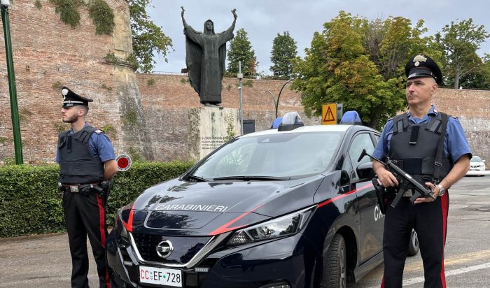 Furti e spaccio di droga, intensificati a Siena i controlli dei carabinieri