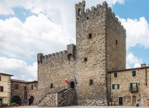 “Viaggio nel tempo” trasforma Castellina in Chianti in una festa senza epoca