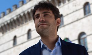 Ampugnano, Maccarone (FDI) replica a Carletti: "Polemiche strumentali, parla di sviluppo e vorrebbe rinunciare ad un investimento di oltre 34 milioni”