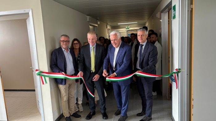 Aou Senese, inaugurato il nuovo reparto di Psichiatria: sei posti letto dedicati ai giovani tra 16 e 24 anni
