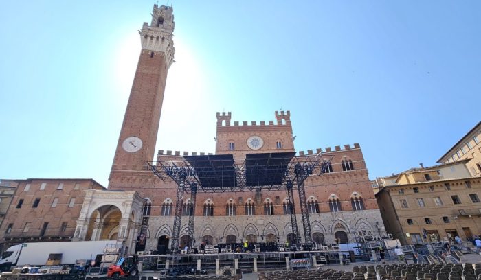 "Sboccia l’Estate" a Siena, stasera il "Concerto per l'Italia" in Piazza del Campo