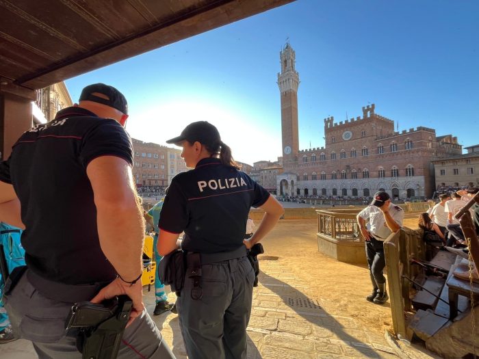 Aggressione ad un agente durante la prova del Palio: scatta il Dacur per tre anni