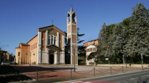 Monteriggioni: nuovo atto vandalico a Castellina Scalo, danneggiate le nuove panchine