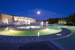 "Pirandello alla luce delle candele", a Chianciano Terme la letteratura incontra la magia della notte