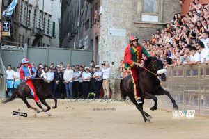Pdl Brambilla, Manetti: &ldquo;Salvaguardare Palio di Siena e sistema rievocazioni storiche&rdquo;