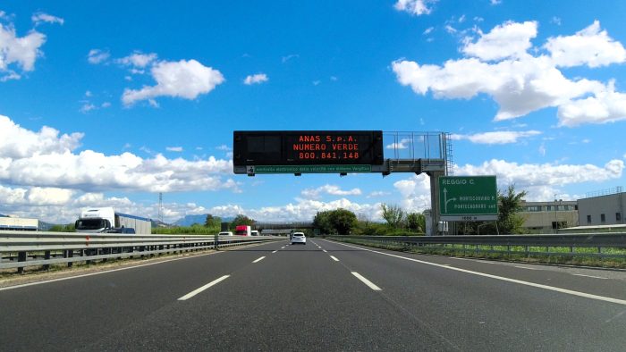 Traffico, primo bollino nero dell'estate 2025. Attesi nel weekend oltre 13 milioni di veicoli sulle strade