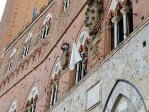 Palio di Siena, Bandiera Bianca per la Quarta Prova: posticipata alle ore 10