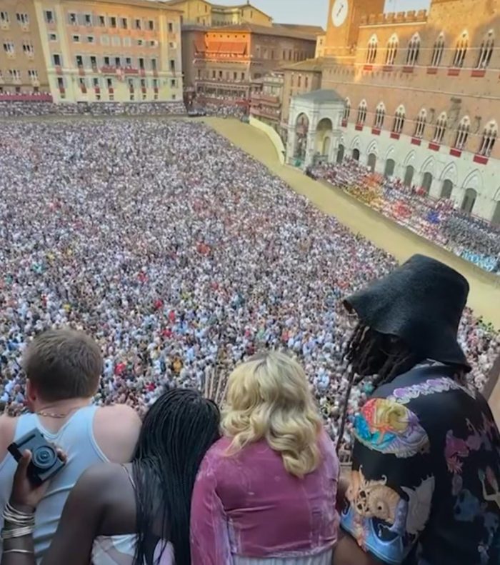 Il Palio di Siena incanta Madonna: un ritorno di immagine mondiale per la città