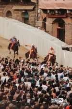 Palio di Siena: giustizia paliesca, notificate le contestazioni di addebito