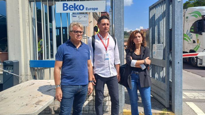 Beko, ipotesi Leonardo per la reindustrializzazione. I sindacati: “Non facciamo nomi senza certezze, rischiamo di compromettere le trattative”